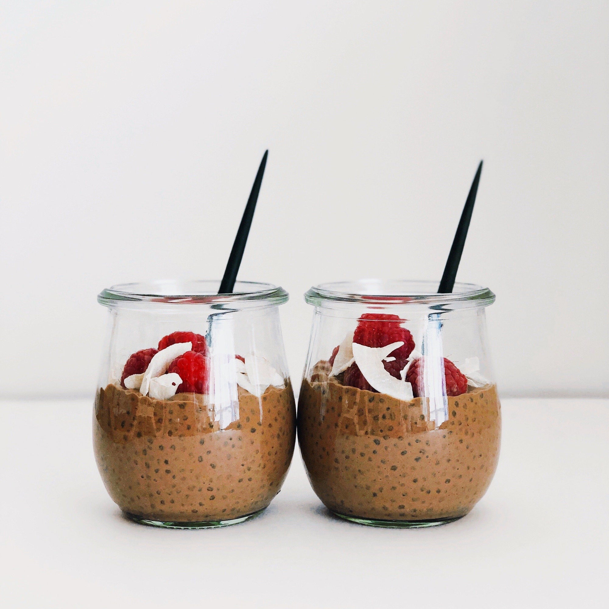Cacao superfood latte and chia pudding recipes using JOYÀ cacao elixir on the blog at joya.ca