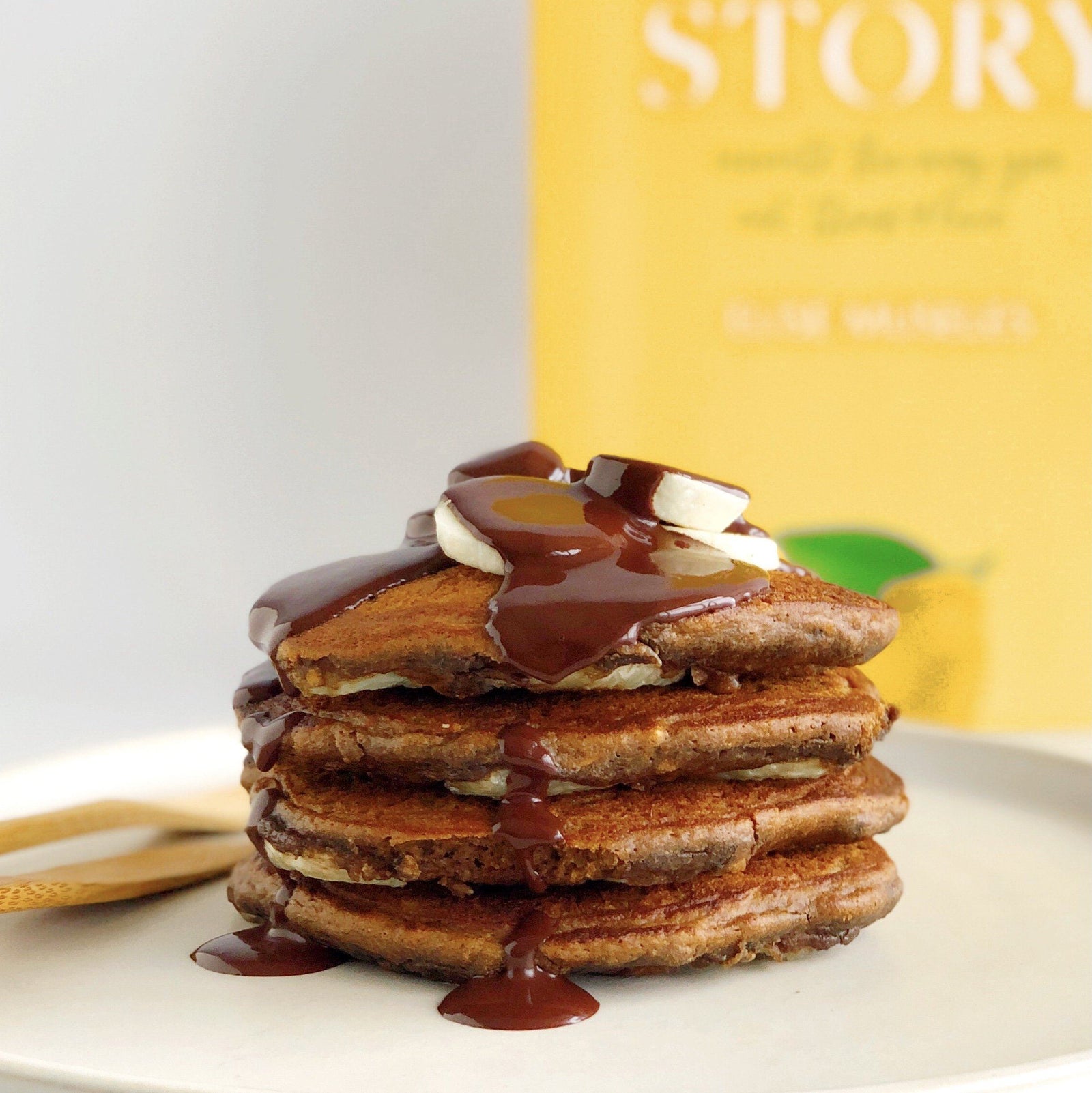 Recipe for Oaty Pancakes with Banana Coins from Food Story by Elise Museles