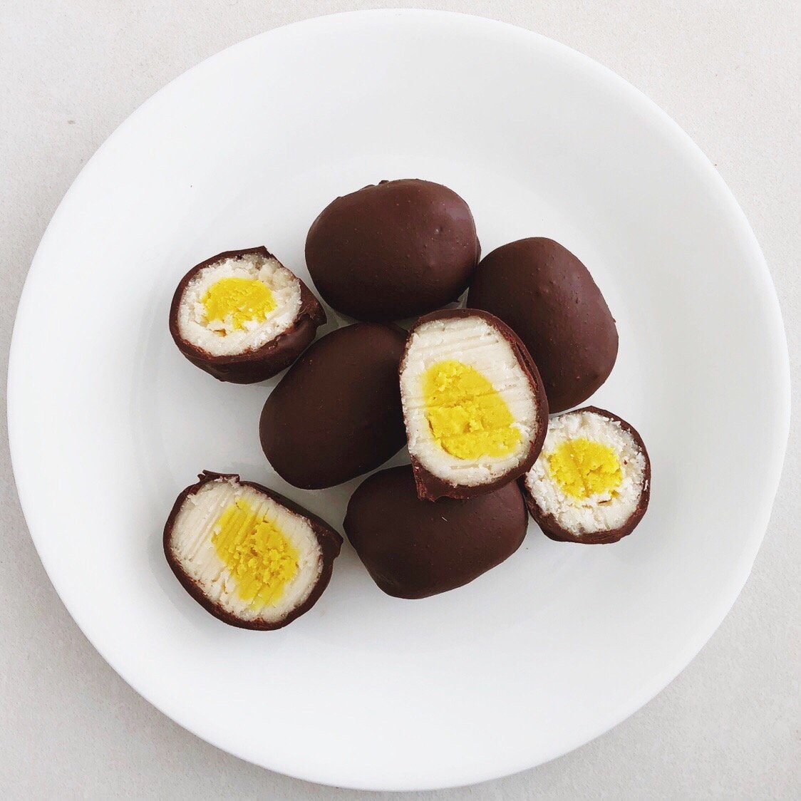 vegan creme egg